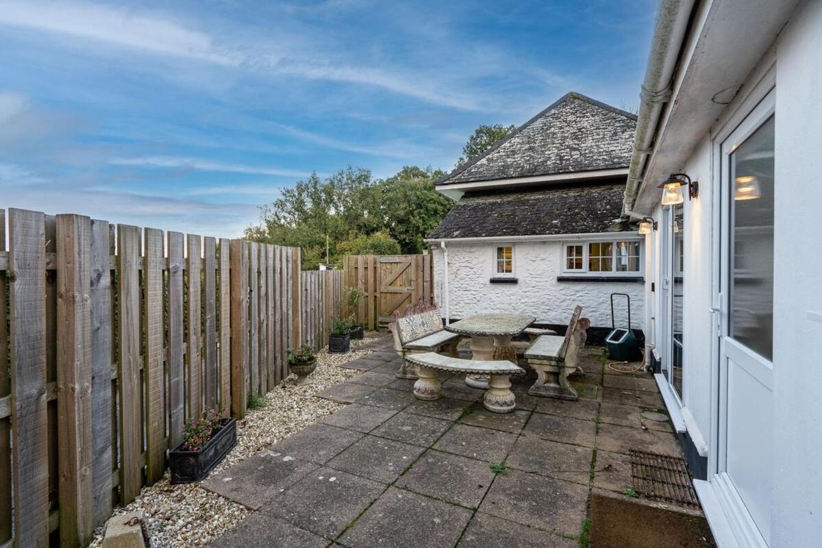 Fletchers Cottage Гонитон Экстерьер фото